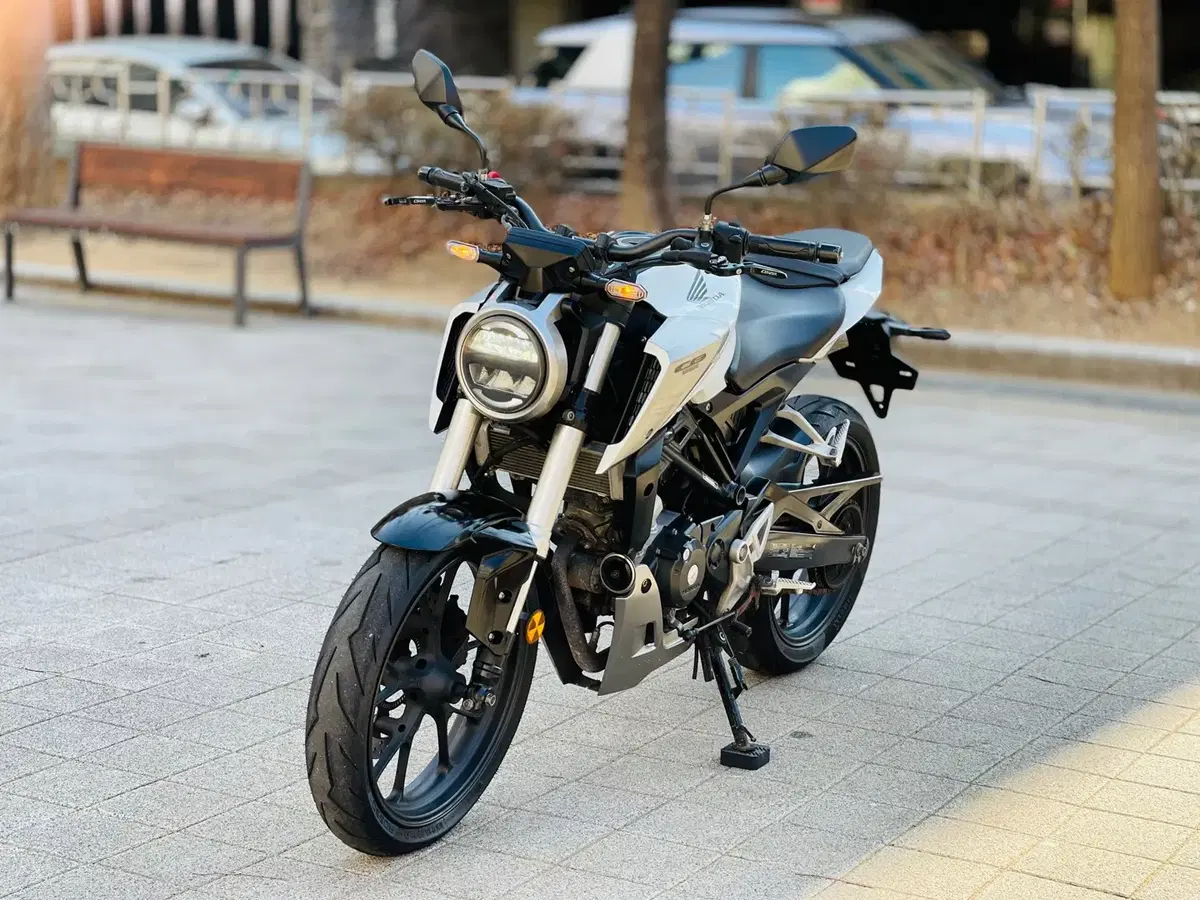 [혼다] CB125R 2018년식 차량 최저가 판매 합니다.